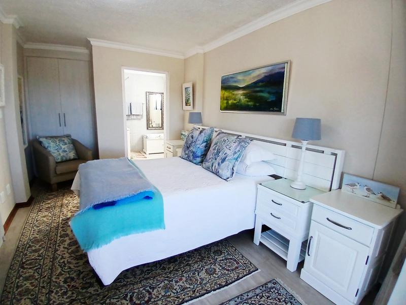2 Bedroom Property for Sale in Stilbaai Wes Western Cape
